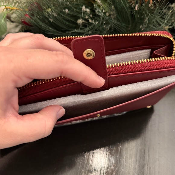 BADGLEY MISCHKA WRISTLET NWT - Picture 6 of 7